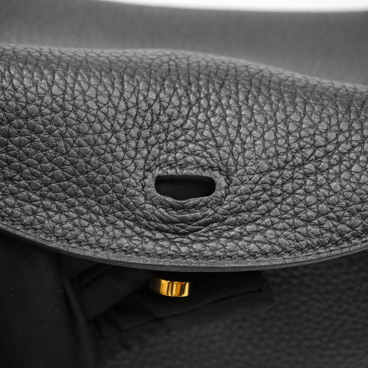 Hermès Lindy 26 Black Taurillon Clemence Gold Hardware