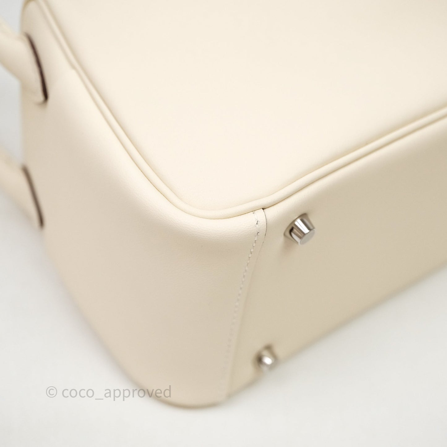 Hermès Mini Lindy 20 Nata I2 Swift Palladium Hardware