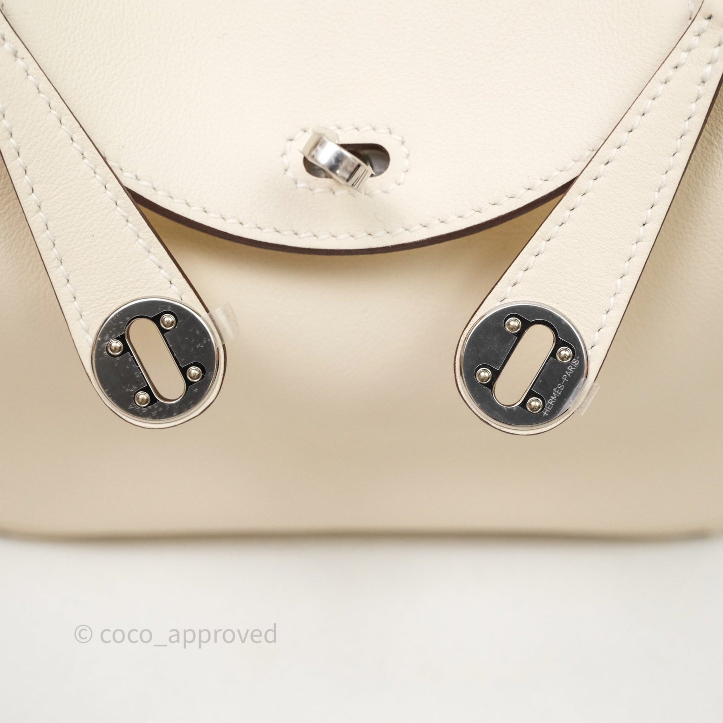Hermès Mini Lindy 20 Nata I2 Swift Palladium Hardware