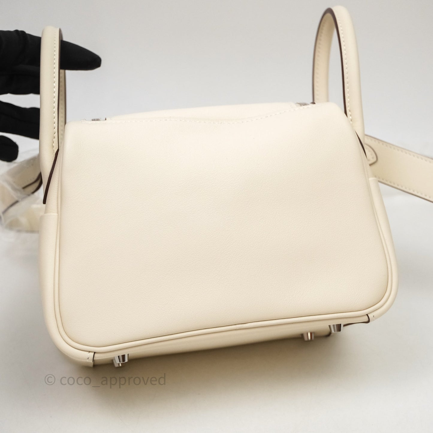 Hermès Mini Lindy 20 Nata I2 Swift Palladium Hardware