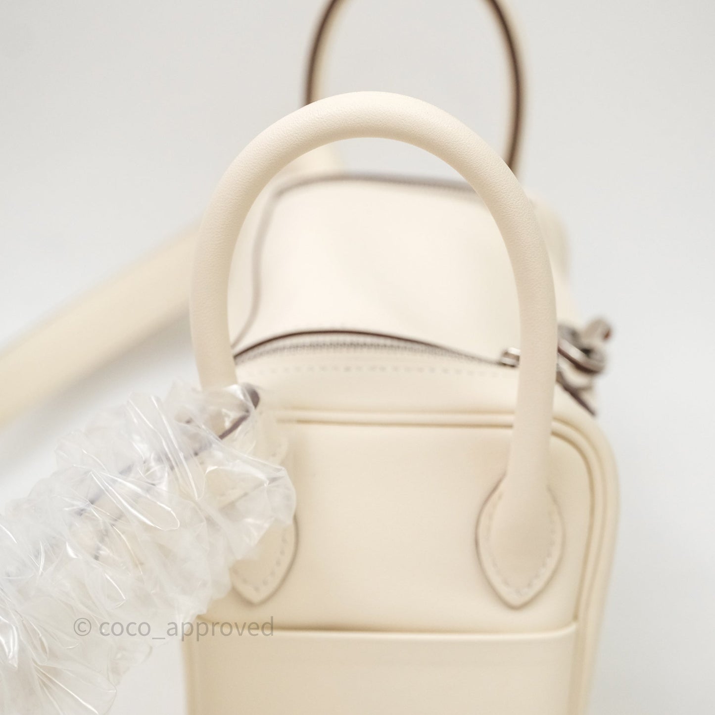 Hermès Mini Lindy 20 Nata I2 Swift Palladium Hardware