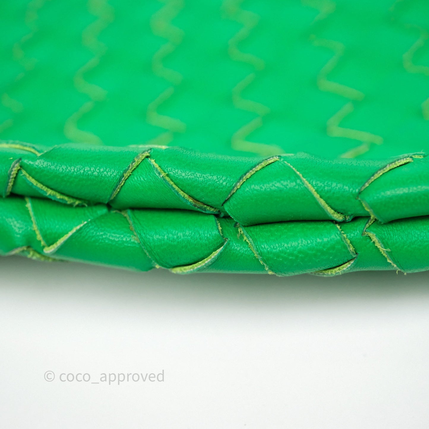 Bottega Veneta Medium Turn Pouch Nappa Intrecciato Parakeet Green
