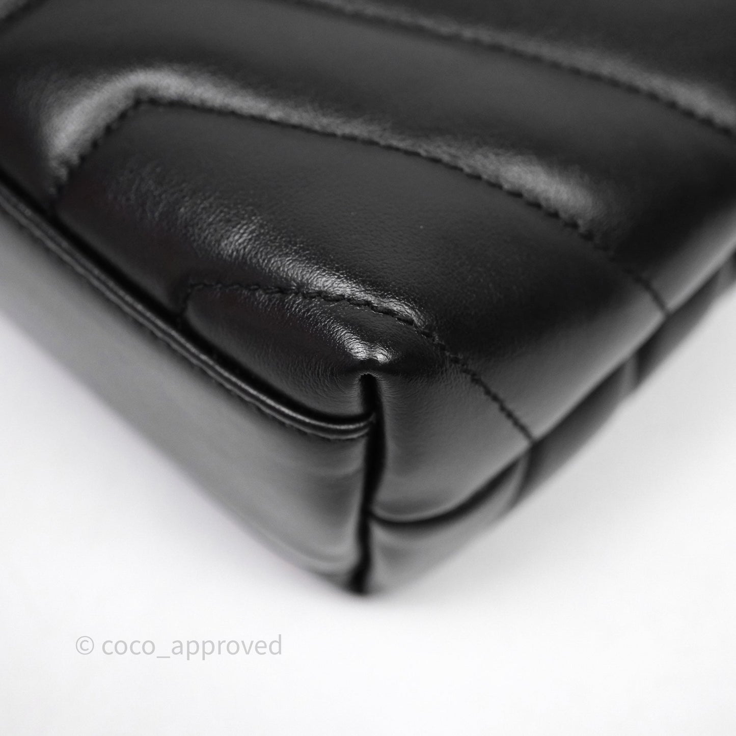 Saint Laurent Loulou Toy Quilted Leather Shoulder Bag Black