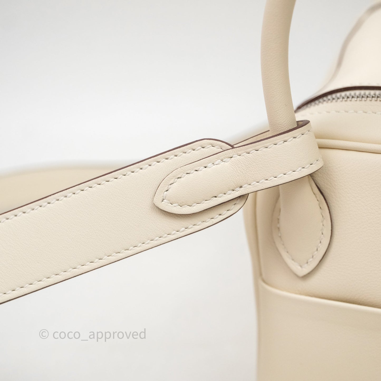 Hermès Mini Lindy 20 Nata I2 Swift Palladium Hardware