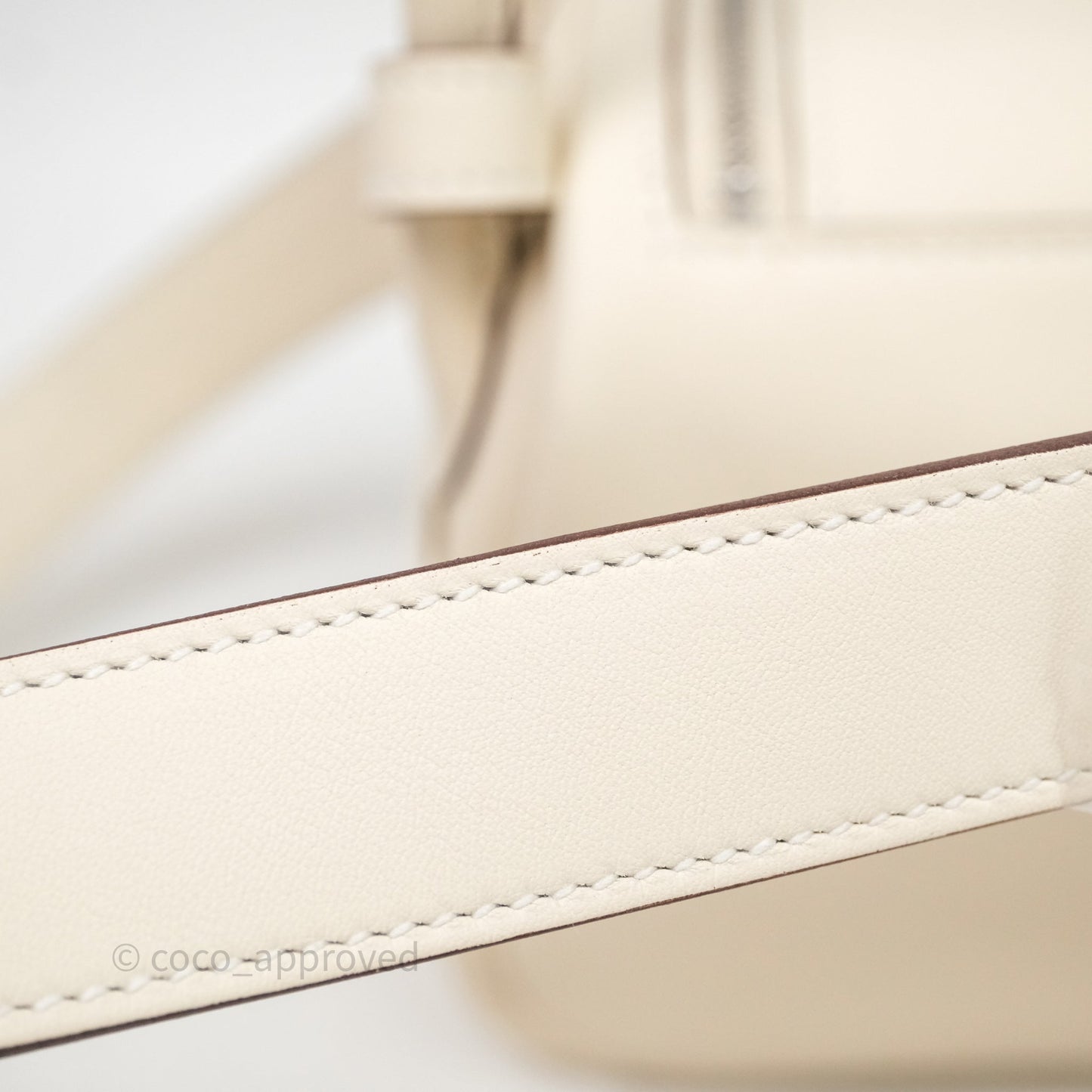 Hermès Mini Lindy 20 Nata I2 Swift Palladium Hardware