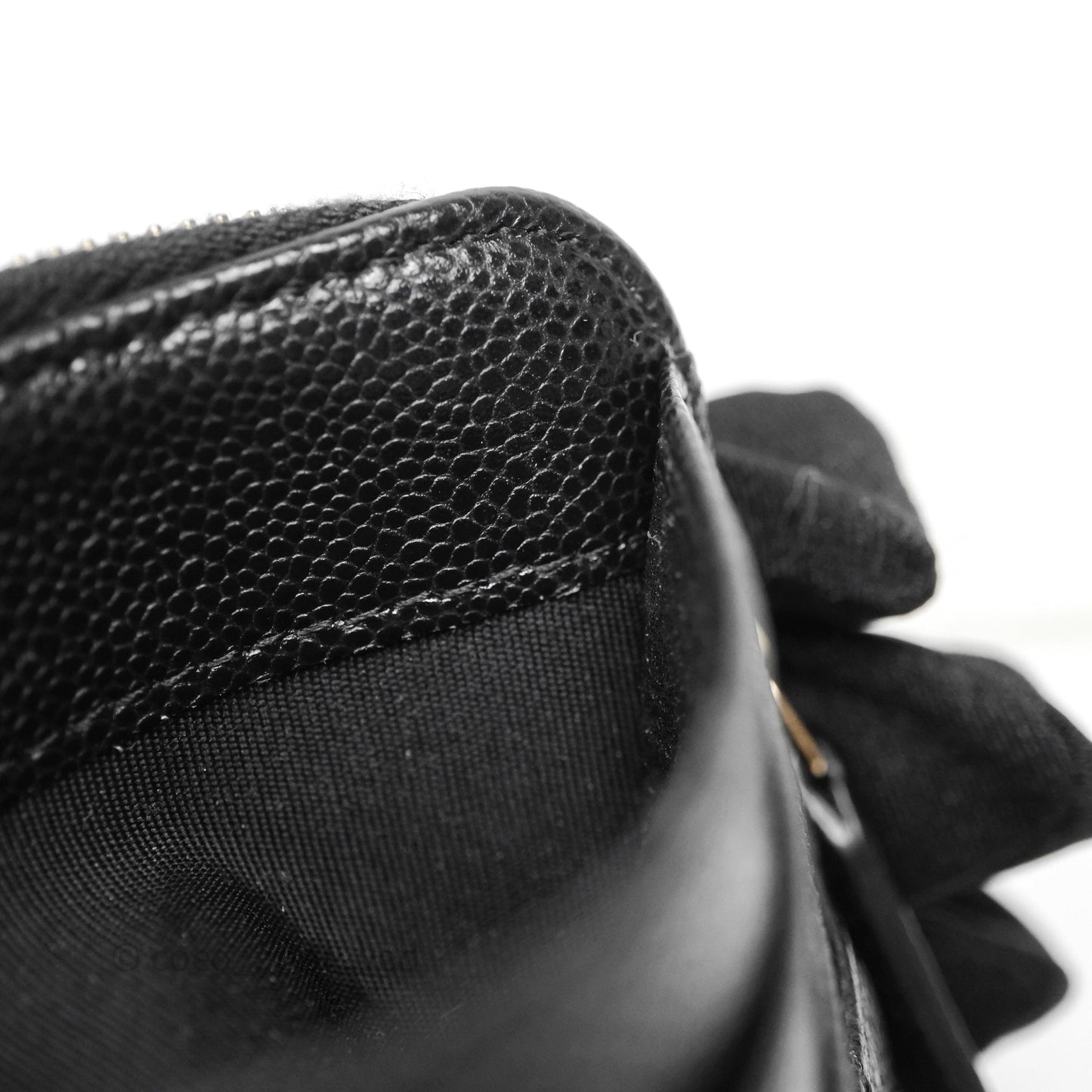 Chanel Quilted Classic Zip Card Holder Wallet Black Caviar Gold Hardware