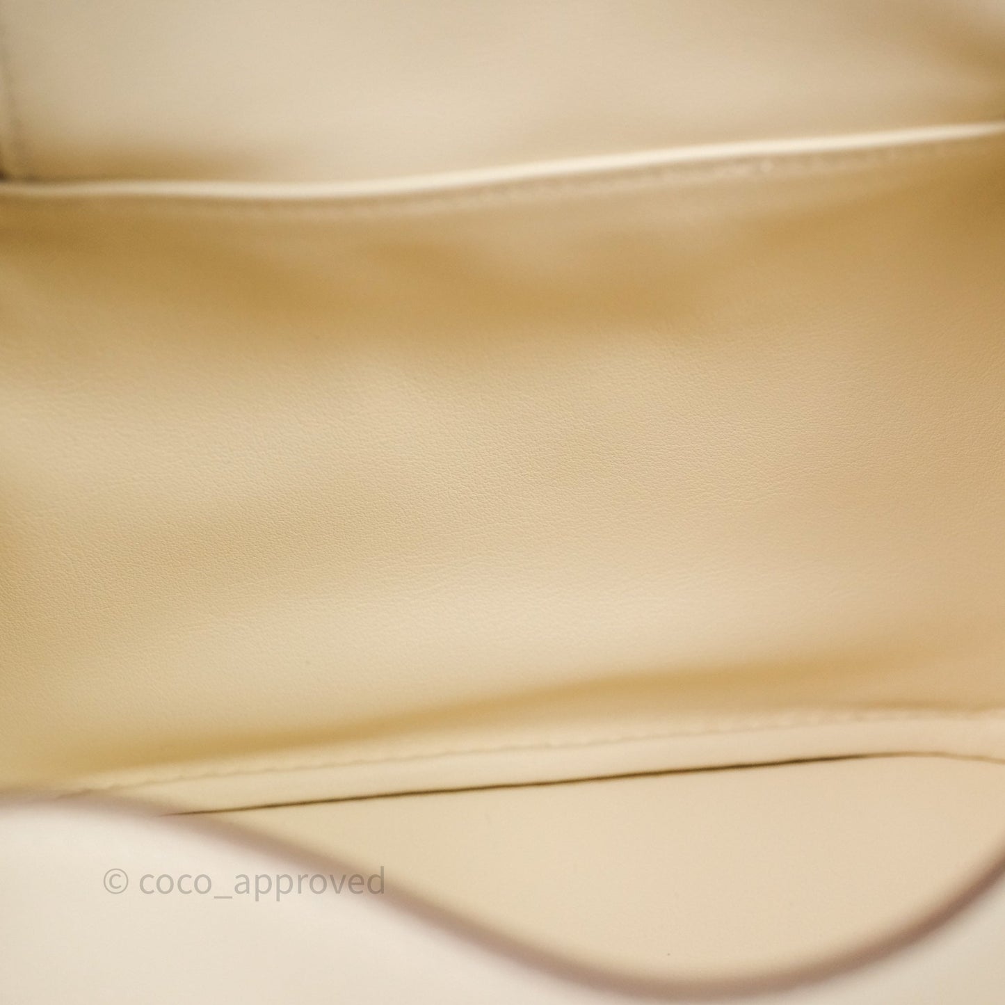 Hermès Mini Lindy 20 Nata I2 Swift Palladium Hardware