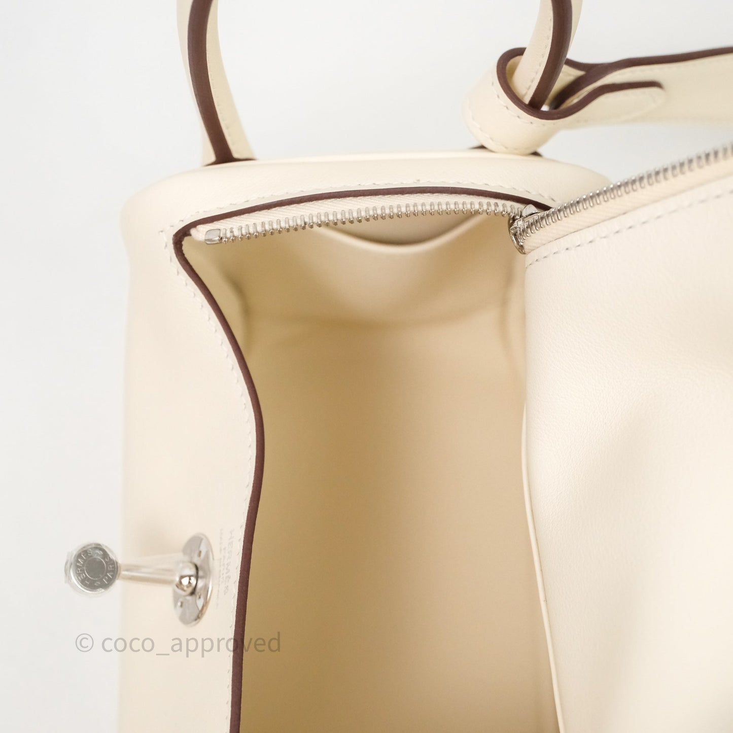 Hermès Mini Lindy 20 Nata I2 Swift Palladium Hardware