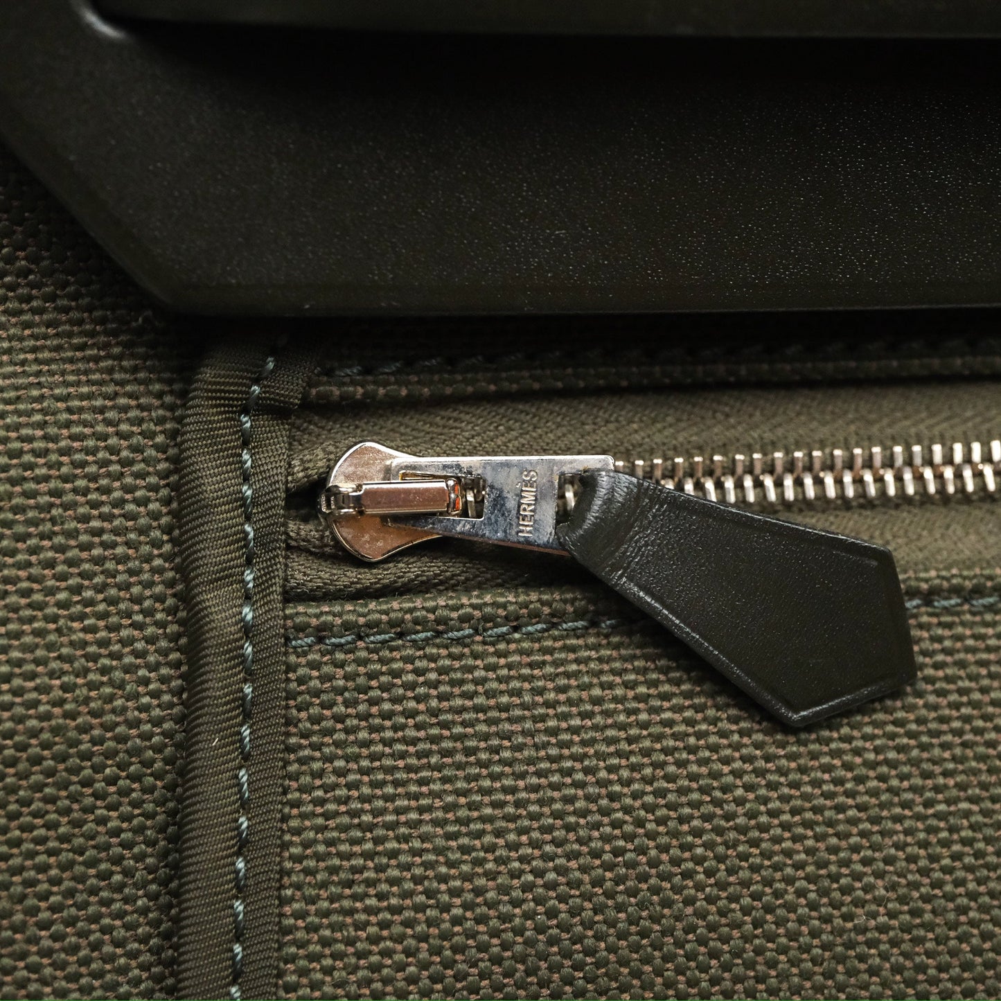 Hermès Herbag Zip 31 Khaki Canvas Palladium Hardware