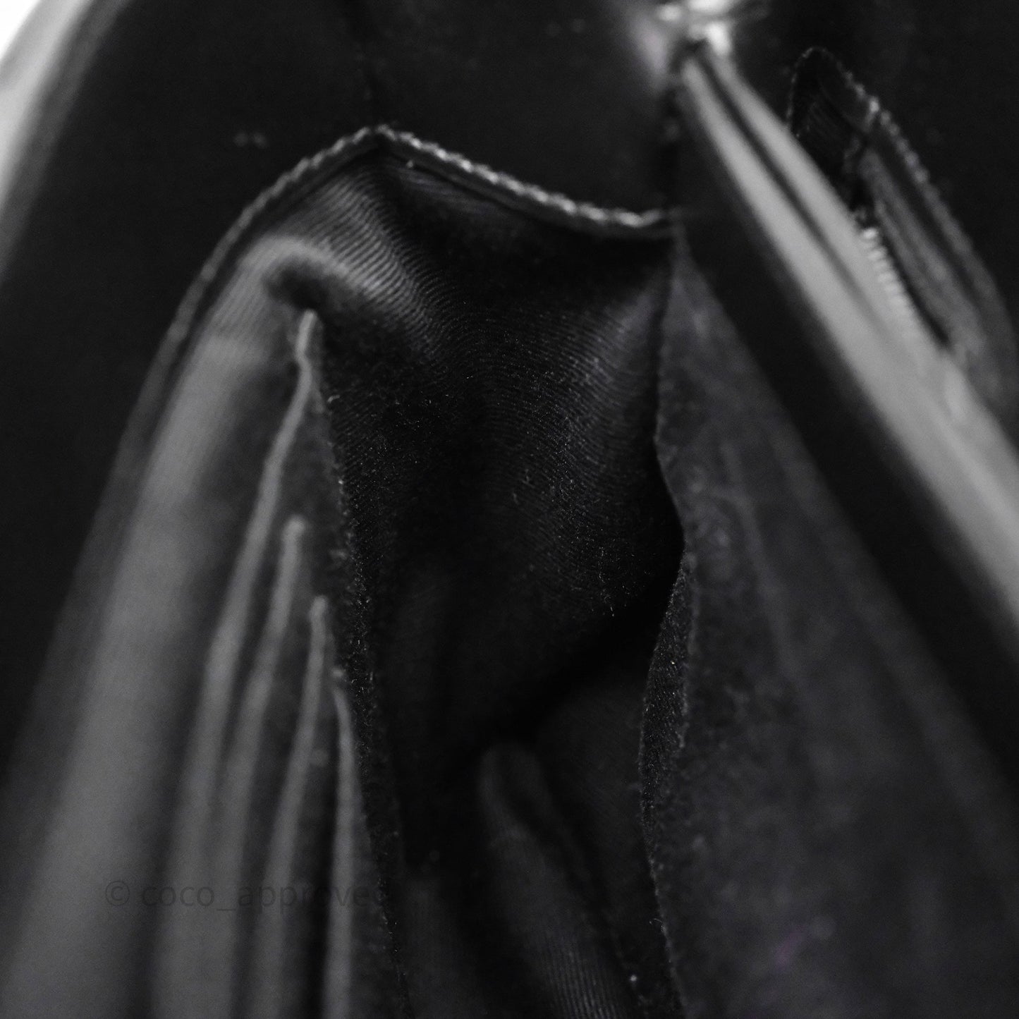 Saint Laurent Loulou Toy Quilted Leather Shoulder Bag Black
