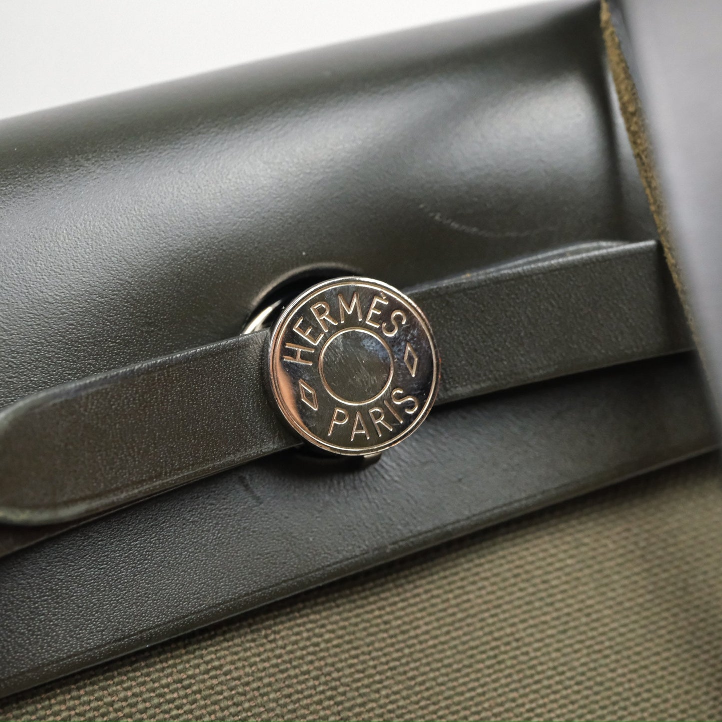 Hermès Herbag Zip 31 Khaki Canvas Palladium Hardware