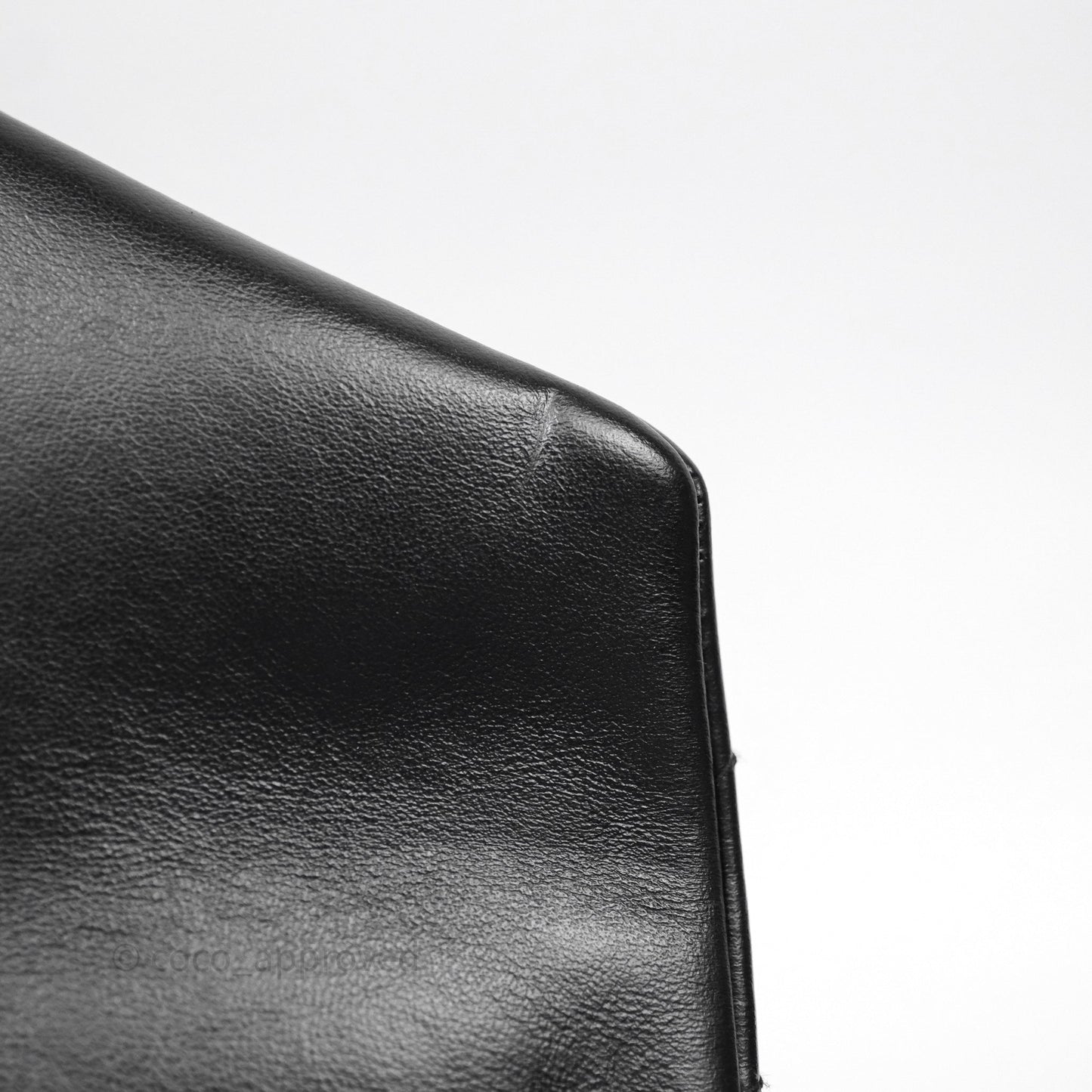 Saint Laurent Loulou Toy Quilted Leather Shoulder Bag Black
