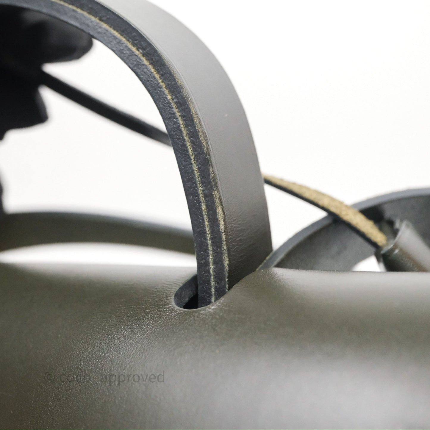 Hermès Herbag Zip 31 Khaki Canvas Palladium Hardware