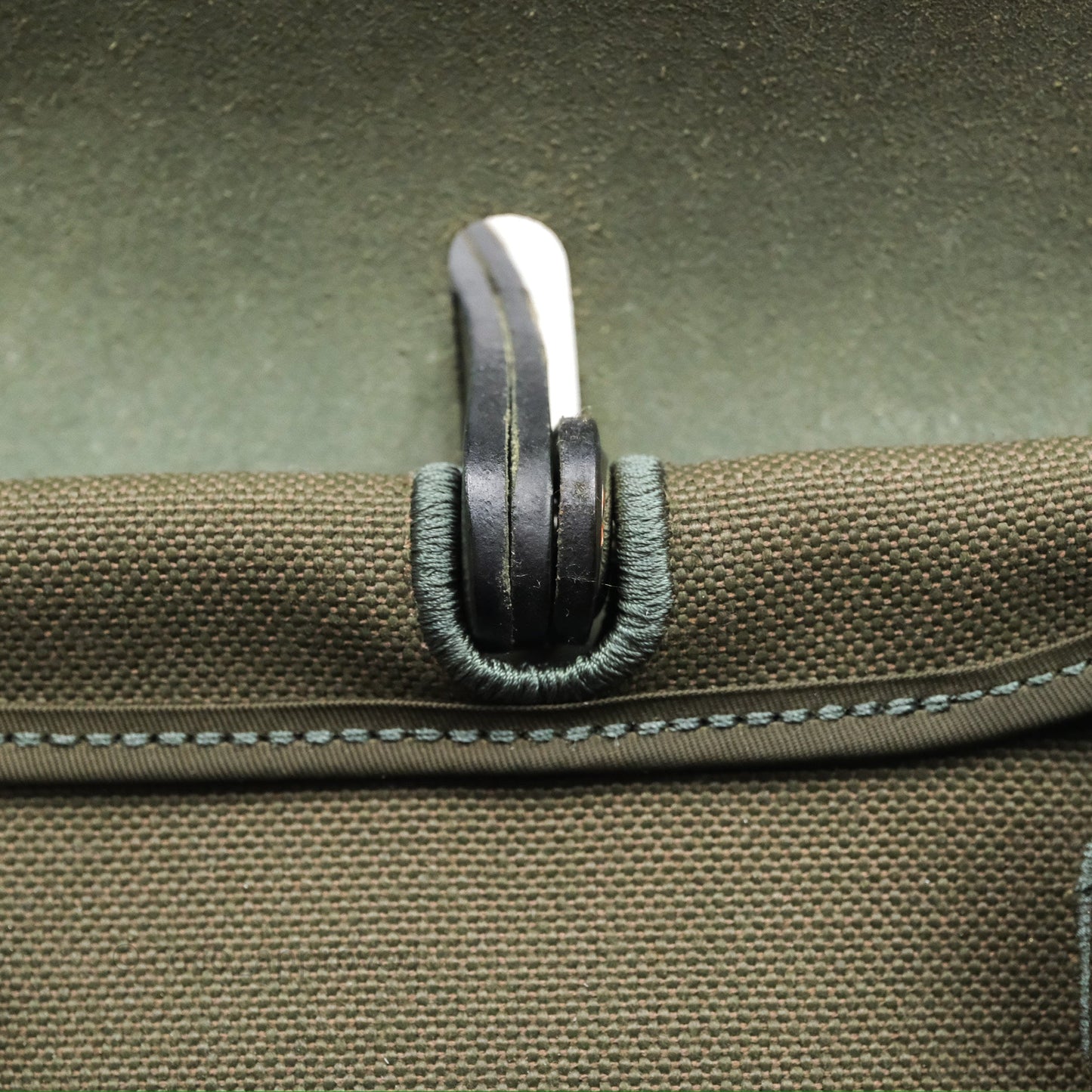 Hermès Herbag Zip 31 Khaki Canvas Palladium Hardware