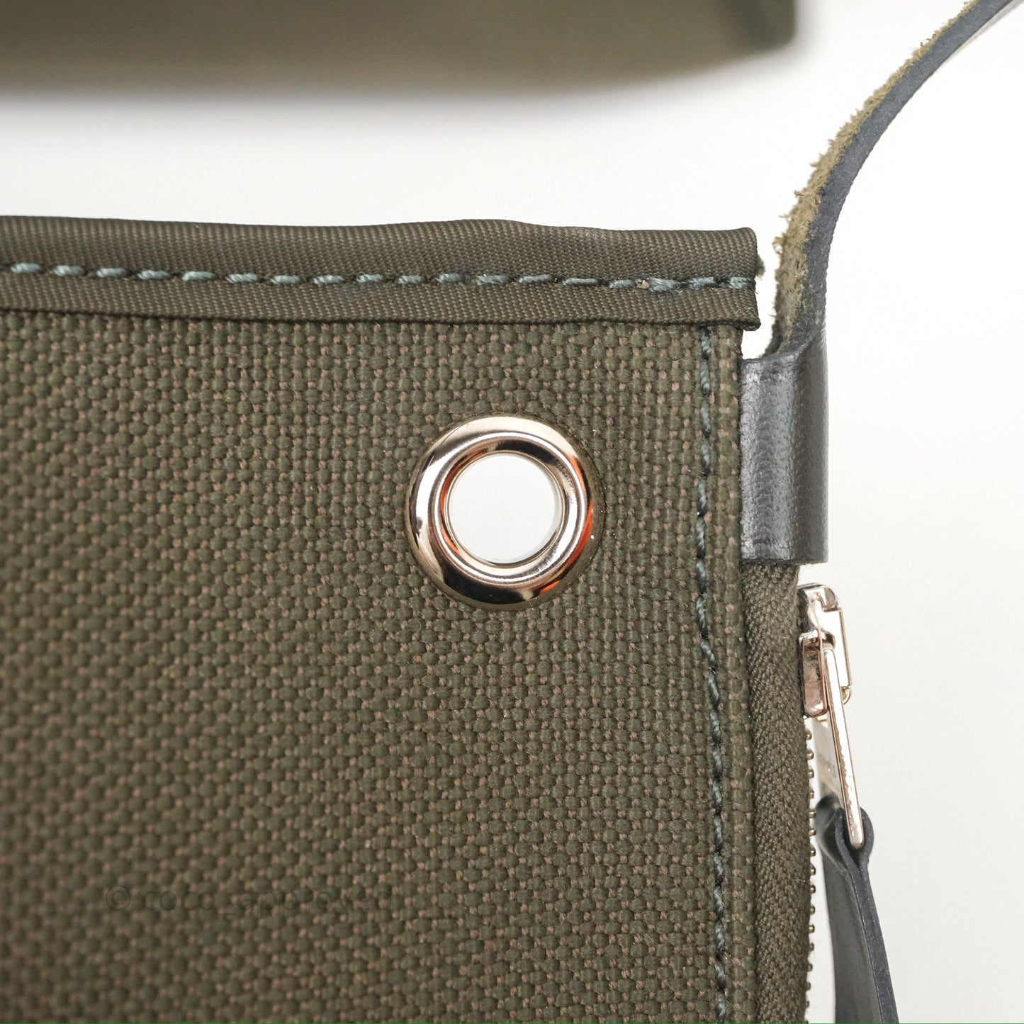 Hermès Herbag Zip 31 Khaki Canvas Palladium Hardware