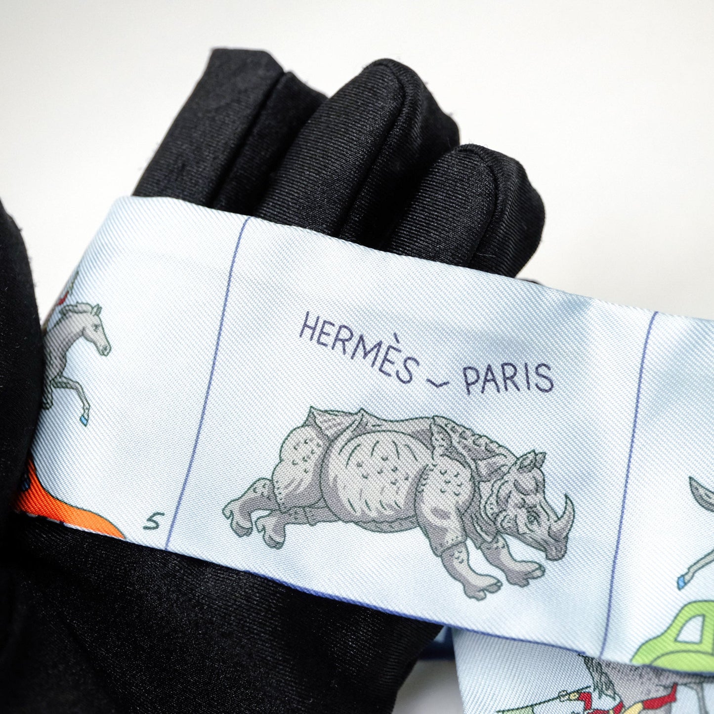 Hermes Parade Twilly