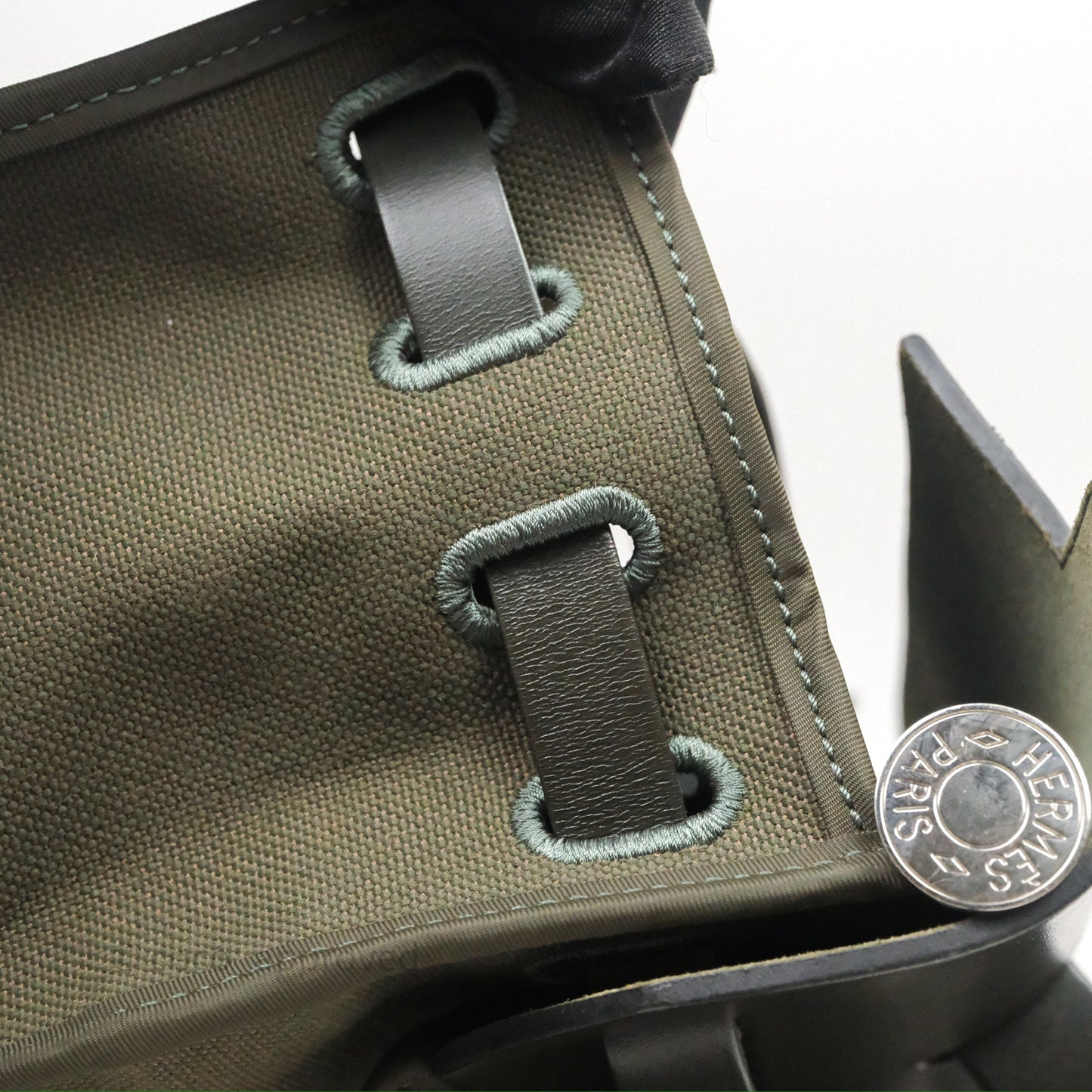 Hermès Herbag Zip 31 Khaki Canvas Palladium Hardware