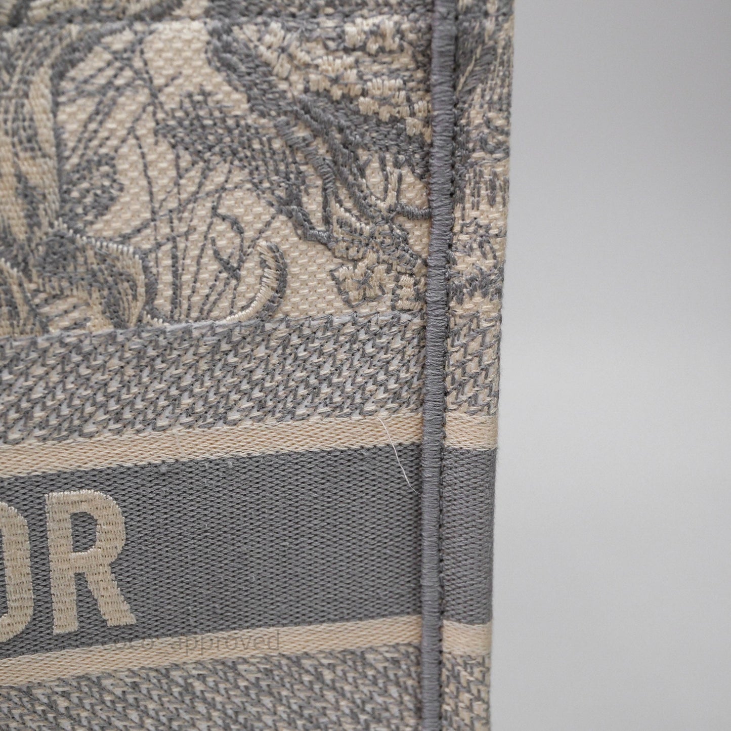 Christian Dior Medium (Old Small) Embroidered Toile De Jouy Light Grey Canvas Book Tote