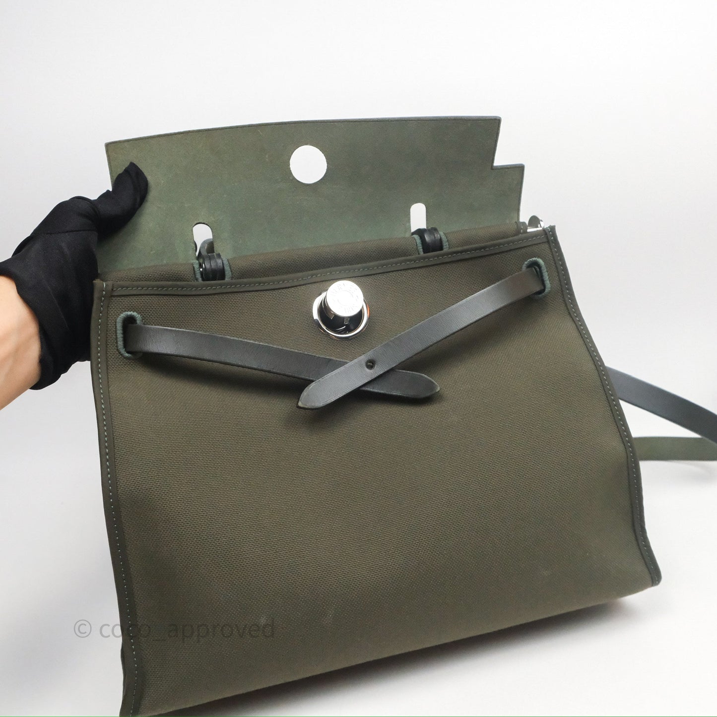 Hermès Herbag Zip 31 Khaki Canvas Palladium Hardware