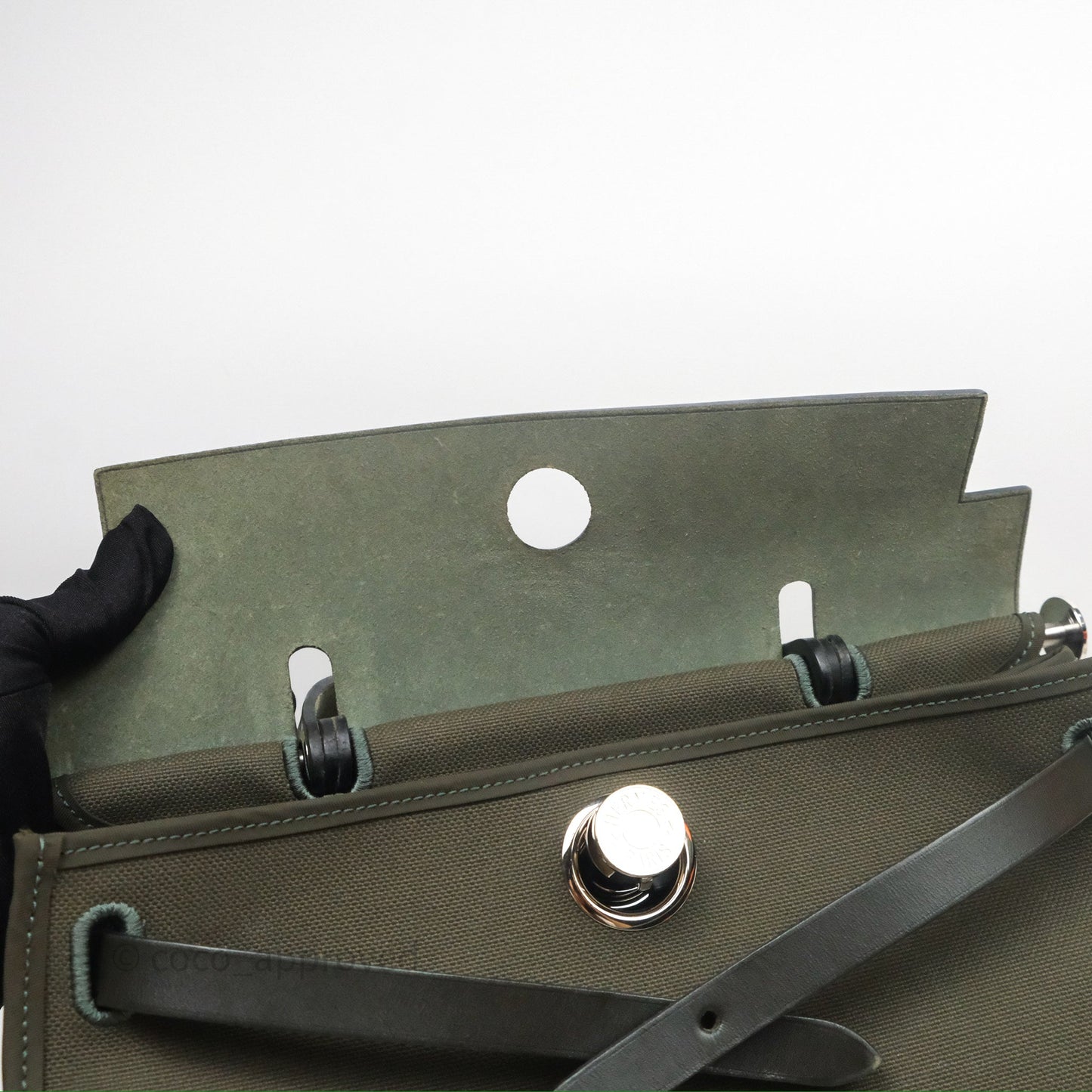 Hermès Herbag Zip 31 Khaki Canvas Palladium Hardware