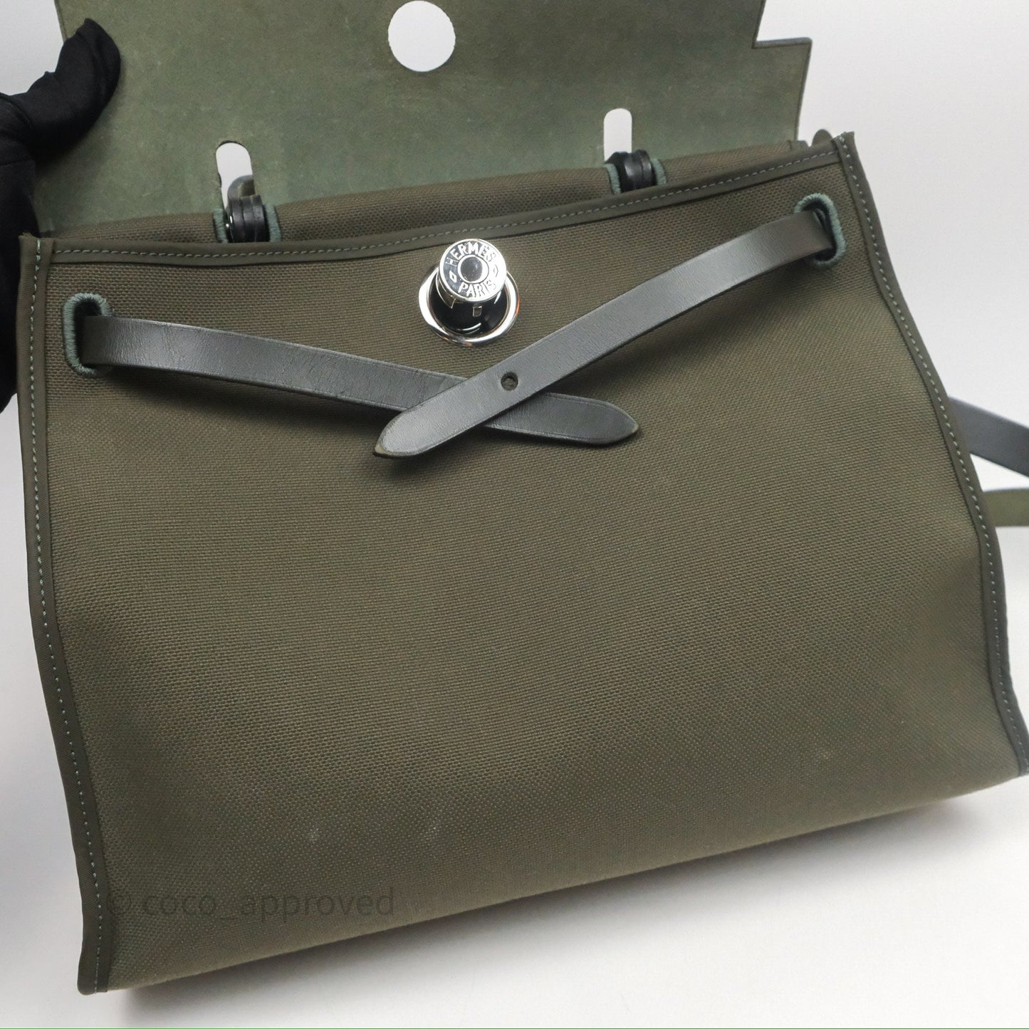Hermès Herbag Zip 31 Khaki Canvas Palladium Hardware