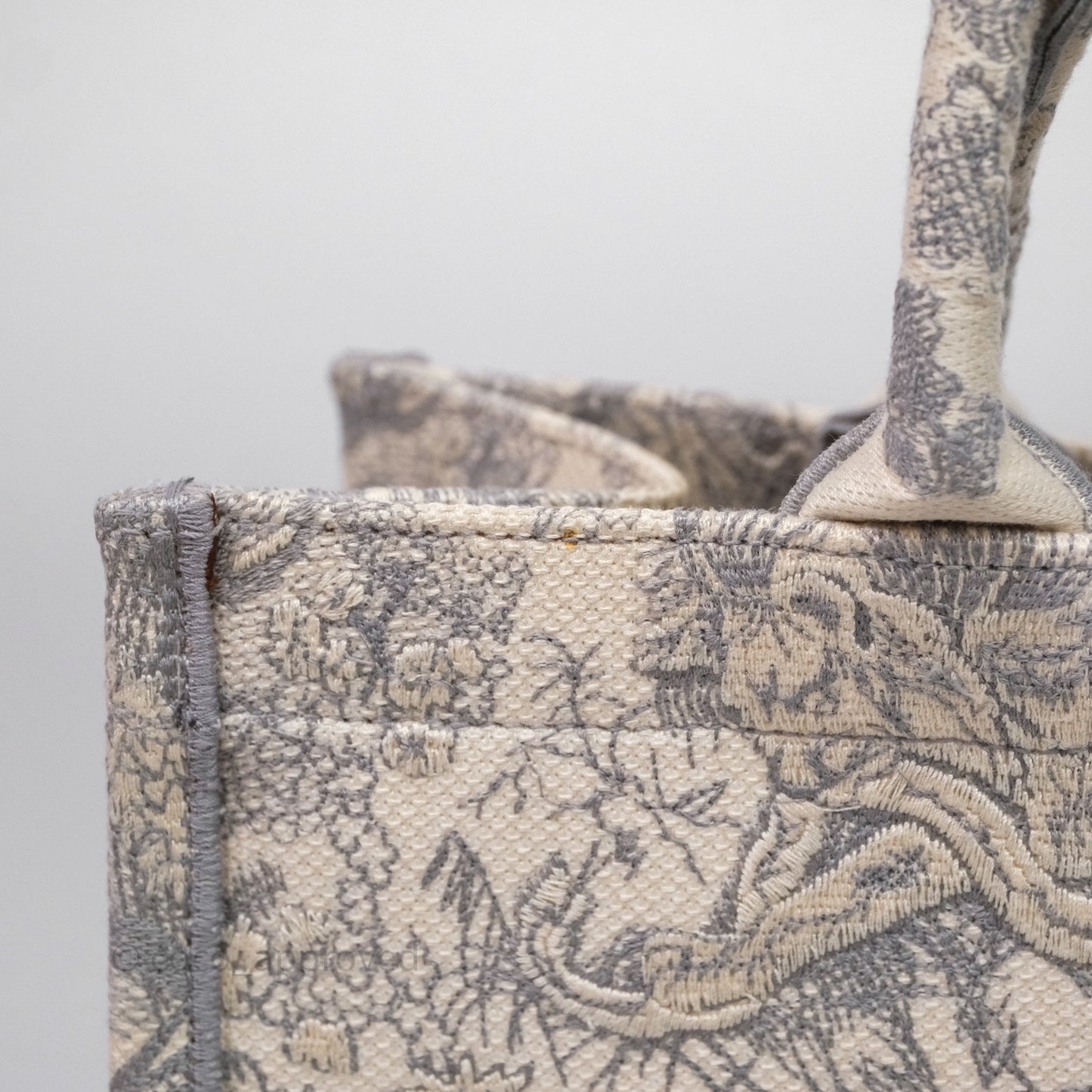 Christian Dior Medium (Old Small) Embroidered Toile De Jouy Light Grey Canvas Book Tote