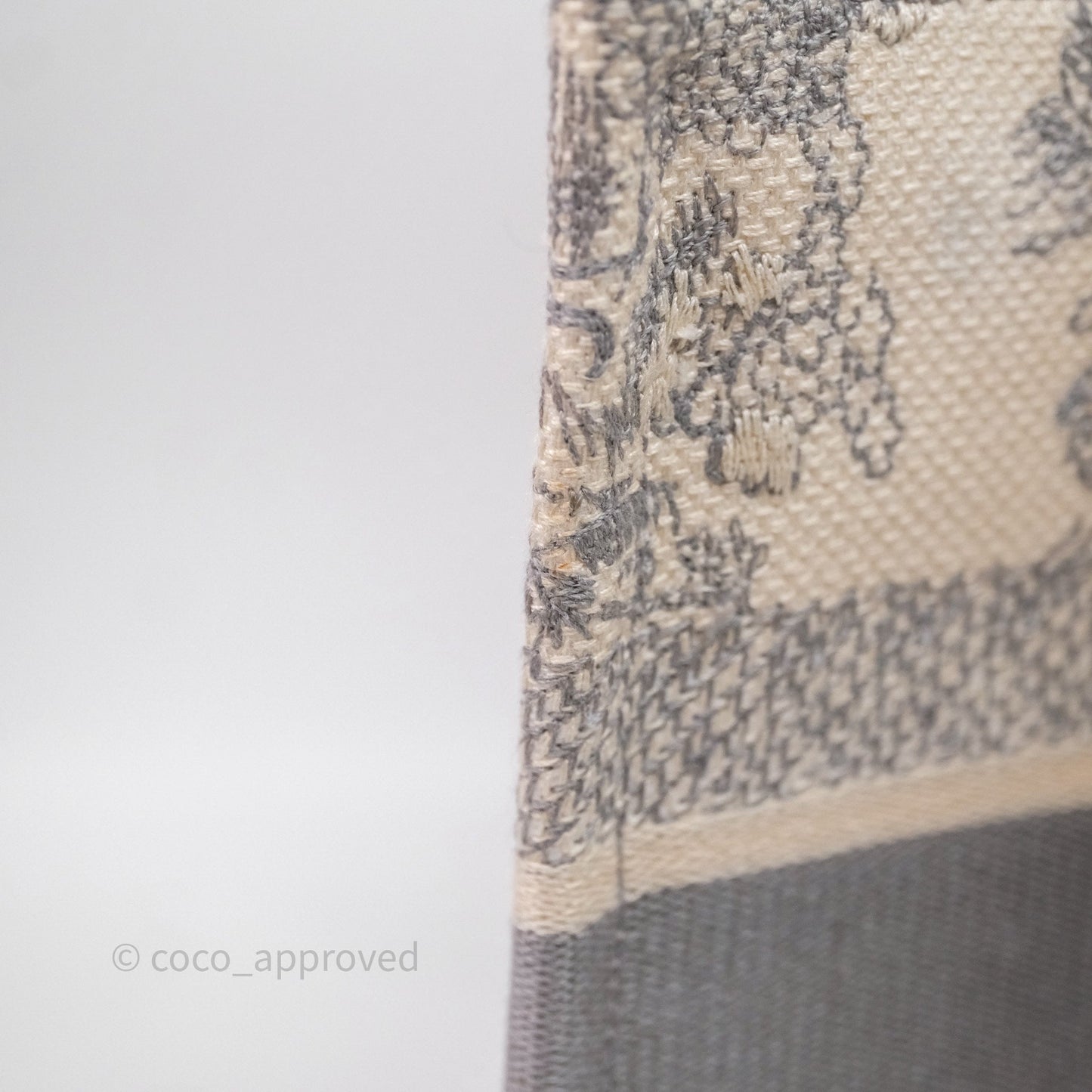 Christian Dior Medium (Old Small) Embroidered Toile De Jouy Light Grey Canvas Book Tote