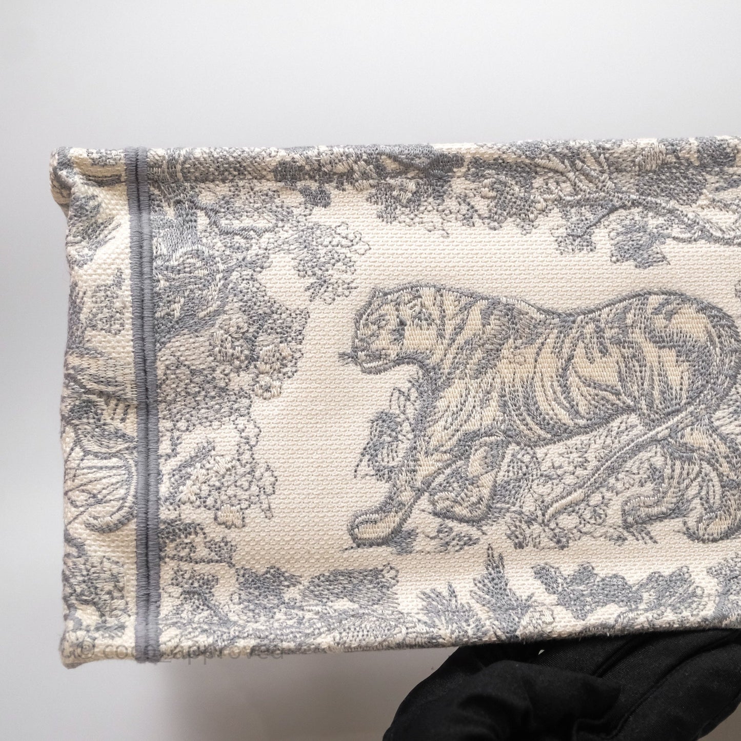Christian Dior Medium (Old Small) Embroidered Toile De Jouy Light Grey Canvas Book Tote