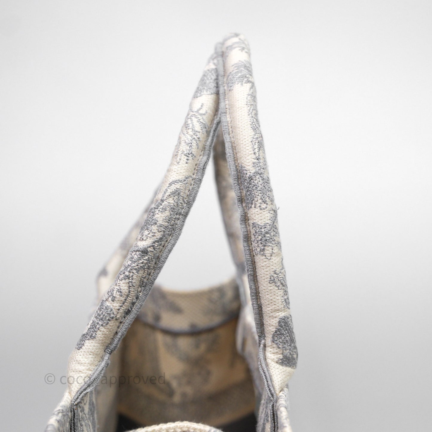 Christian Dior Medium (Old Small) Embroidered Toile De Jouy Light Grey Canvas Book Tote