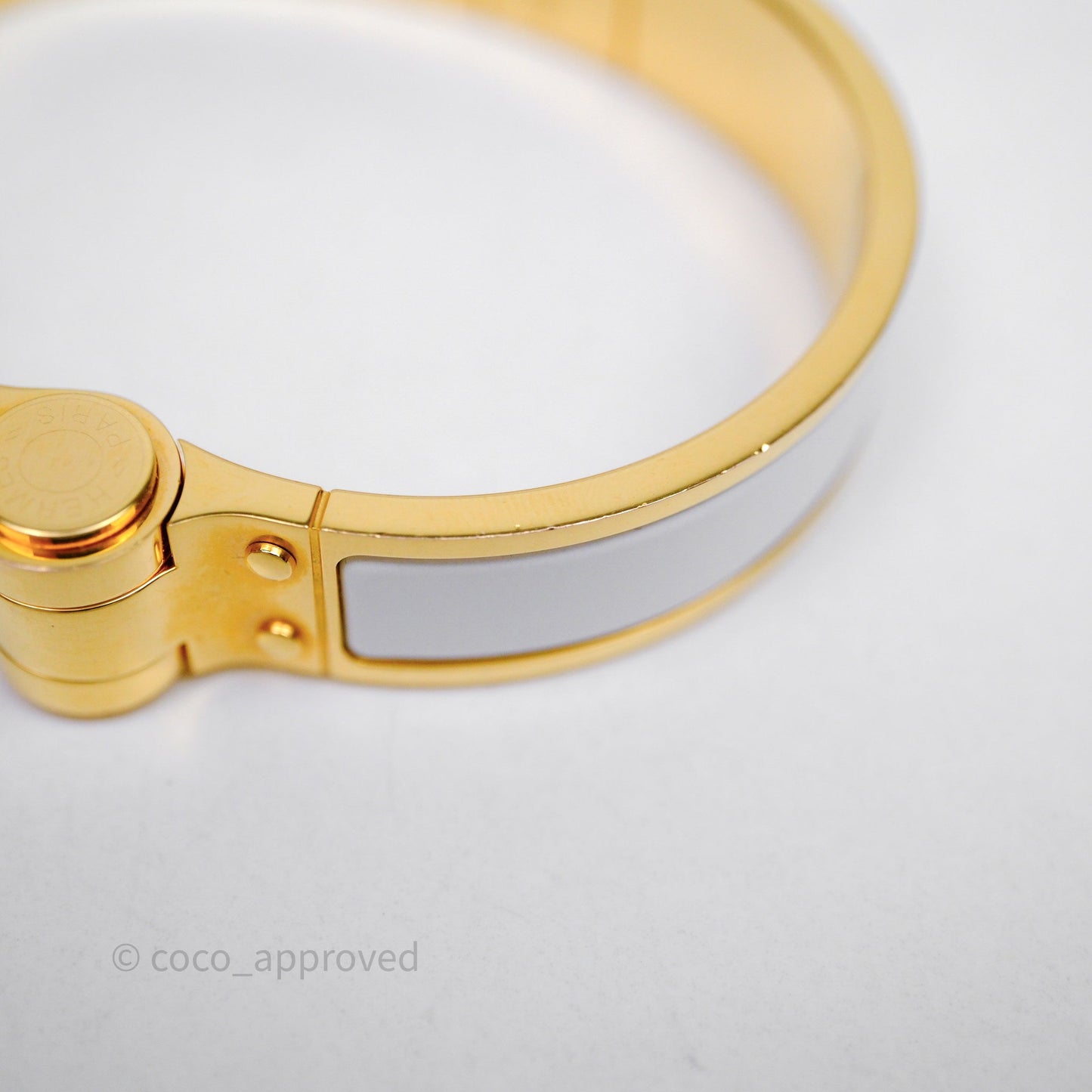Hermès Enamel Charniere White Bracelet Gold Hardware