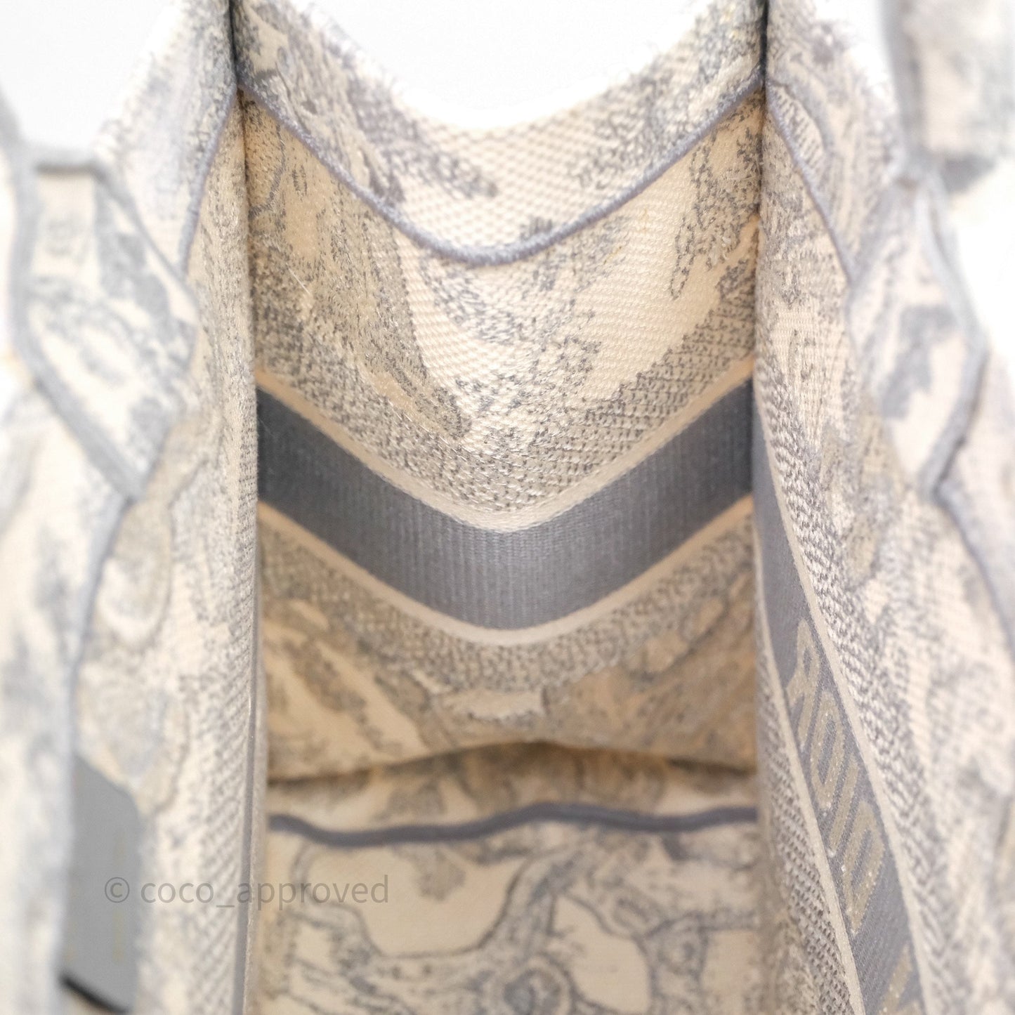 Christian Dior Medium (Old Small) Embroidered Toile De Jouy Light Grey Canvas Book Tote