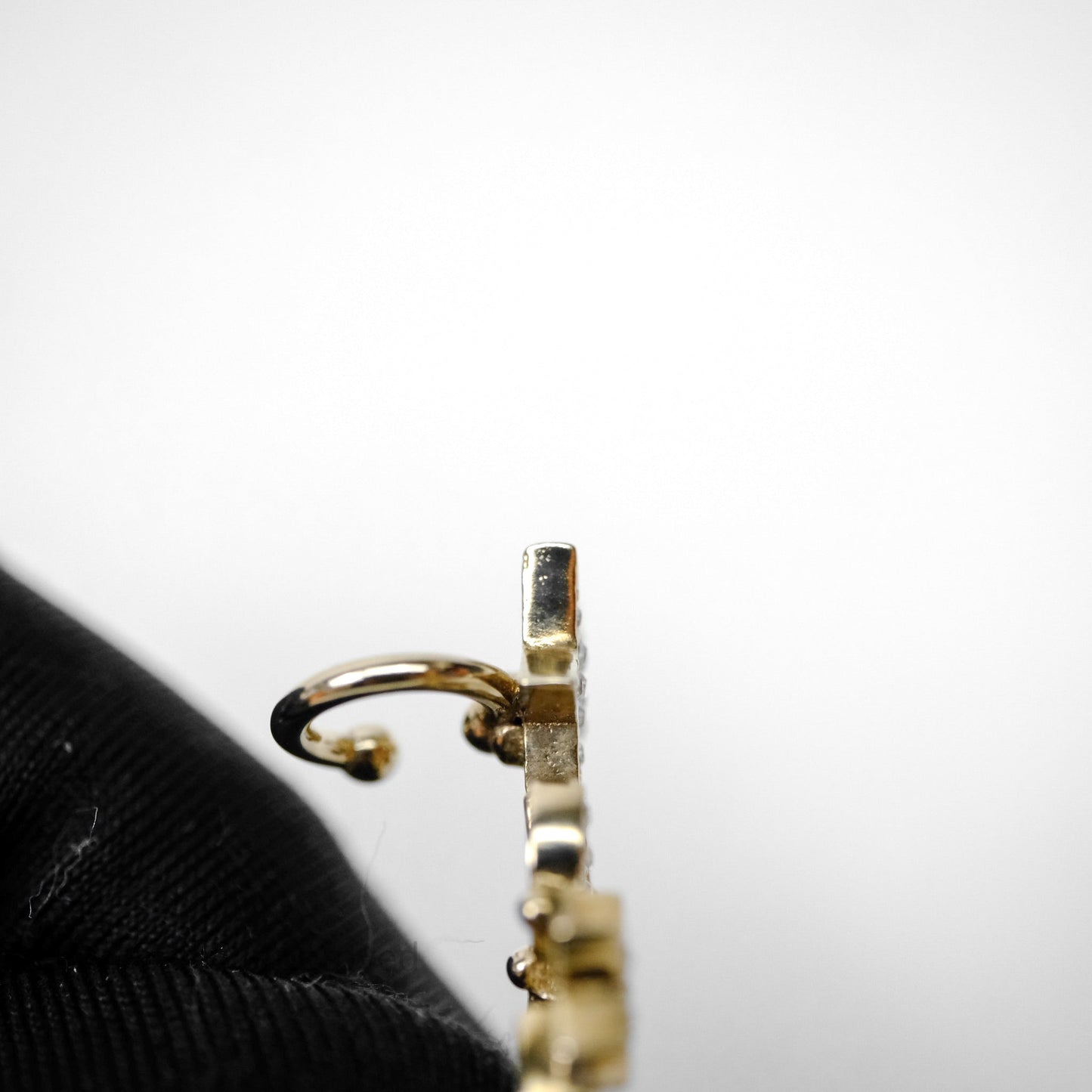 Chanel CC No.5 Star Crystals Earrings Gold Tone 22S