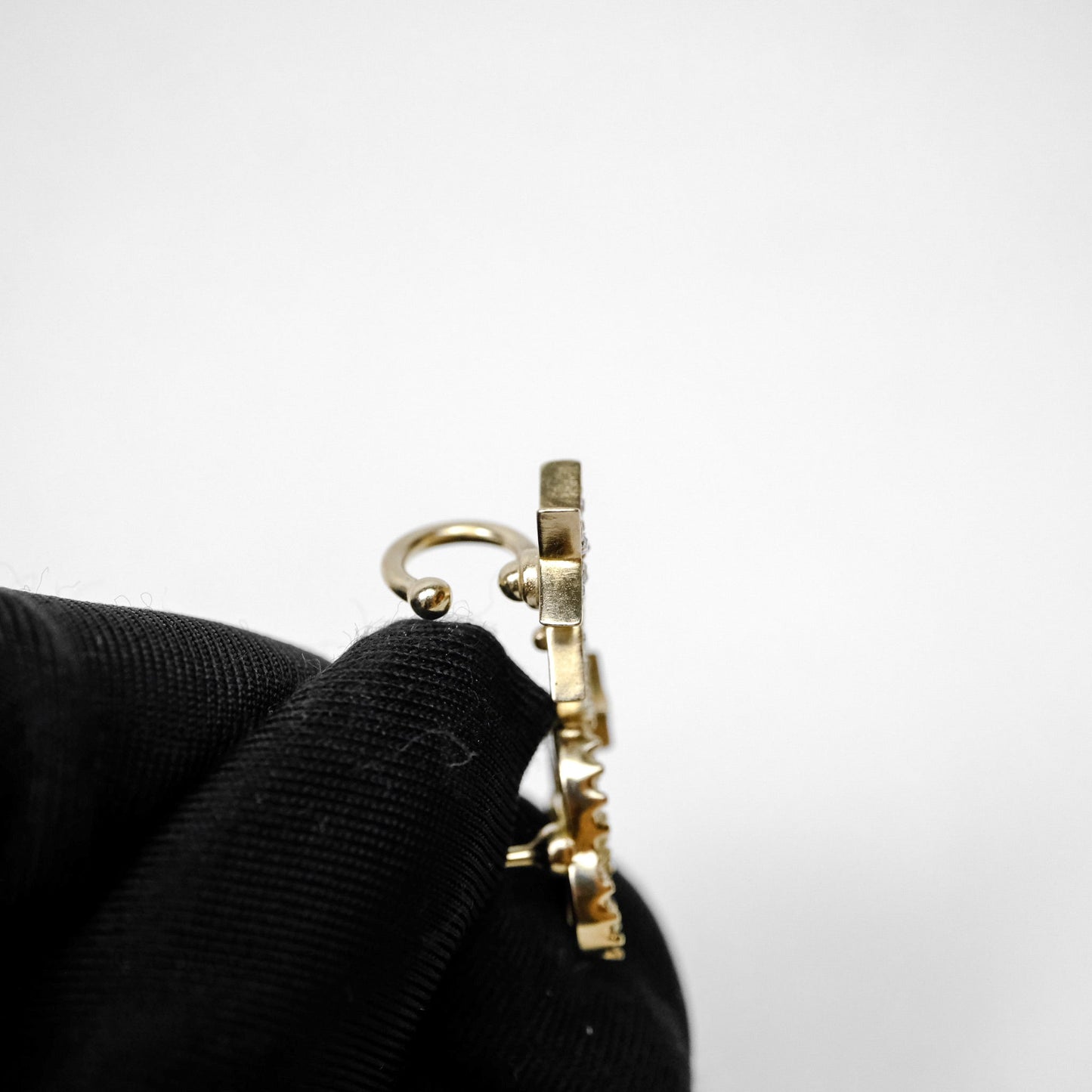 Chanel CC No.5 Star Crystals Earrings Gold Tone 22S
