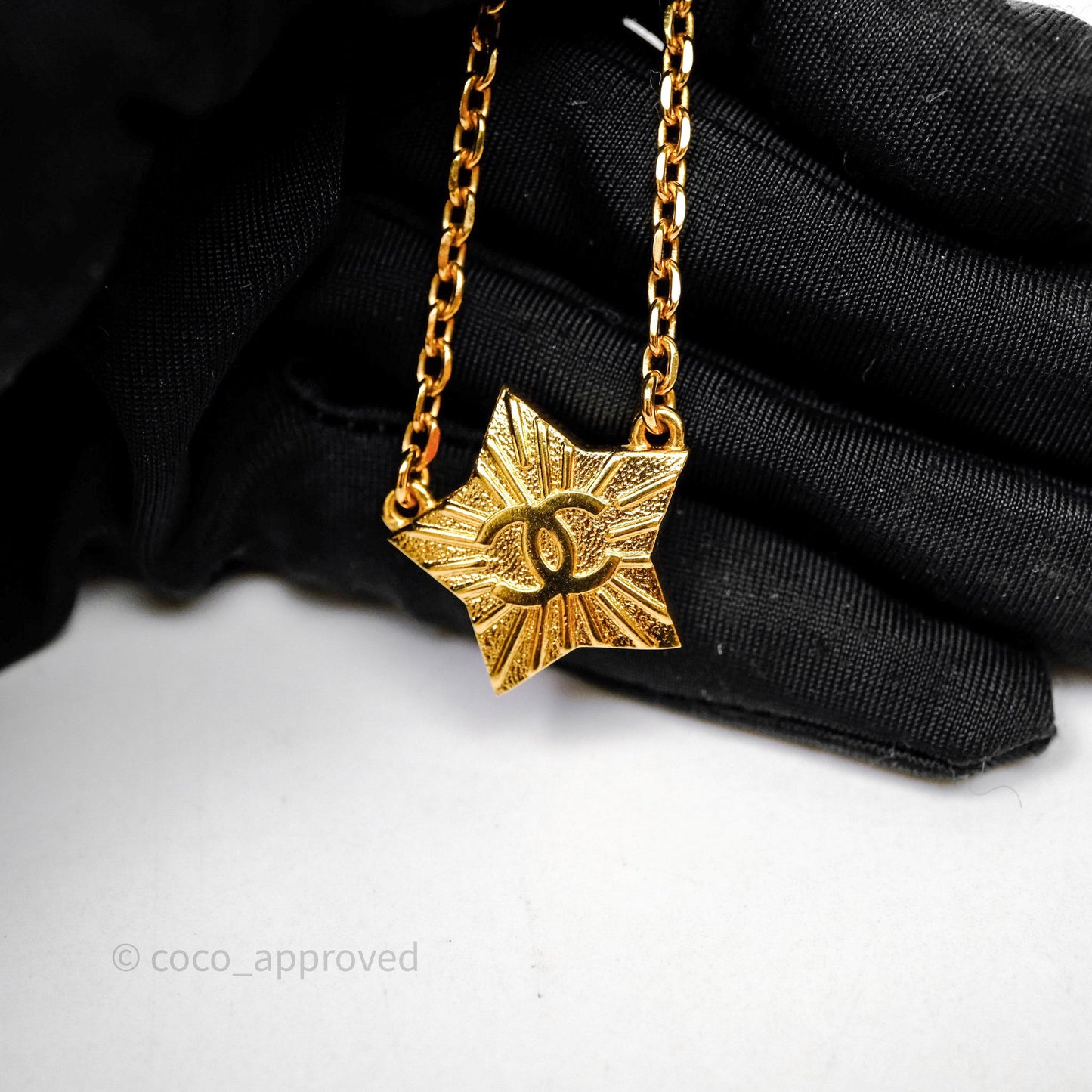 Chanel Crystals CC Star Necklace Gold Tone 24C
