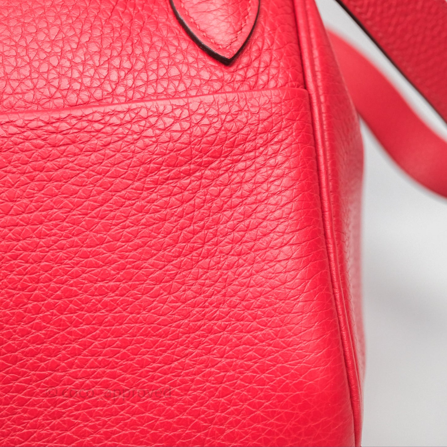 Hermes Lindy 26 Rouge Tomate S5 Taurillon Clemence Gold Hardware