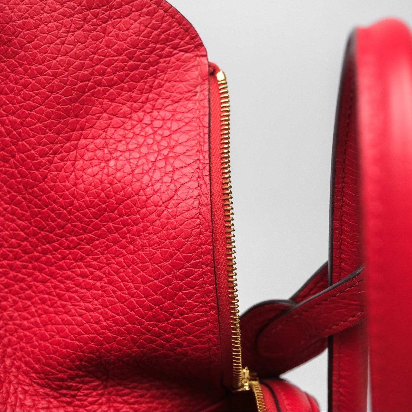 Hermes Lindy 26 Rouge Tomate S5 Taurillon Clemence Gold Hardware