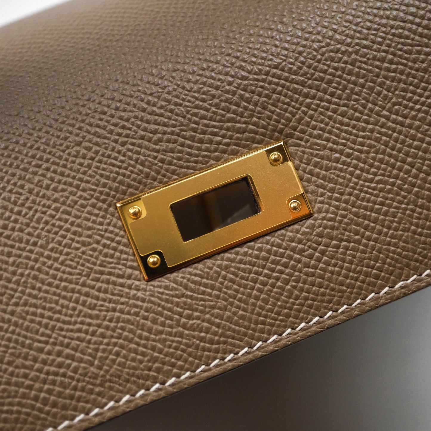 Hermes Kelly 28 Etoupe 18 Epsom Gold Hardware
