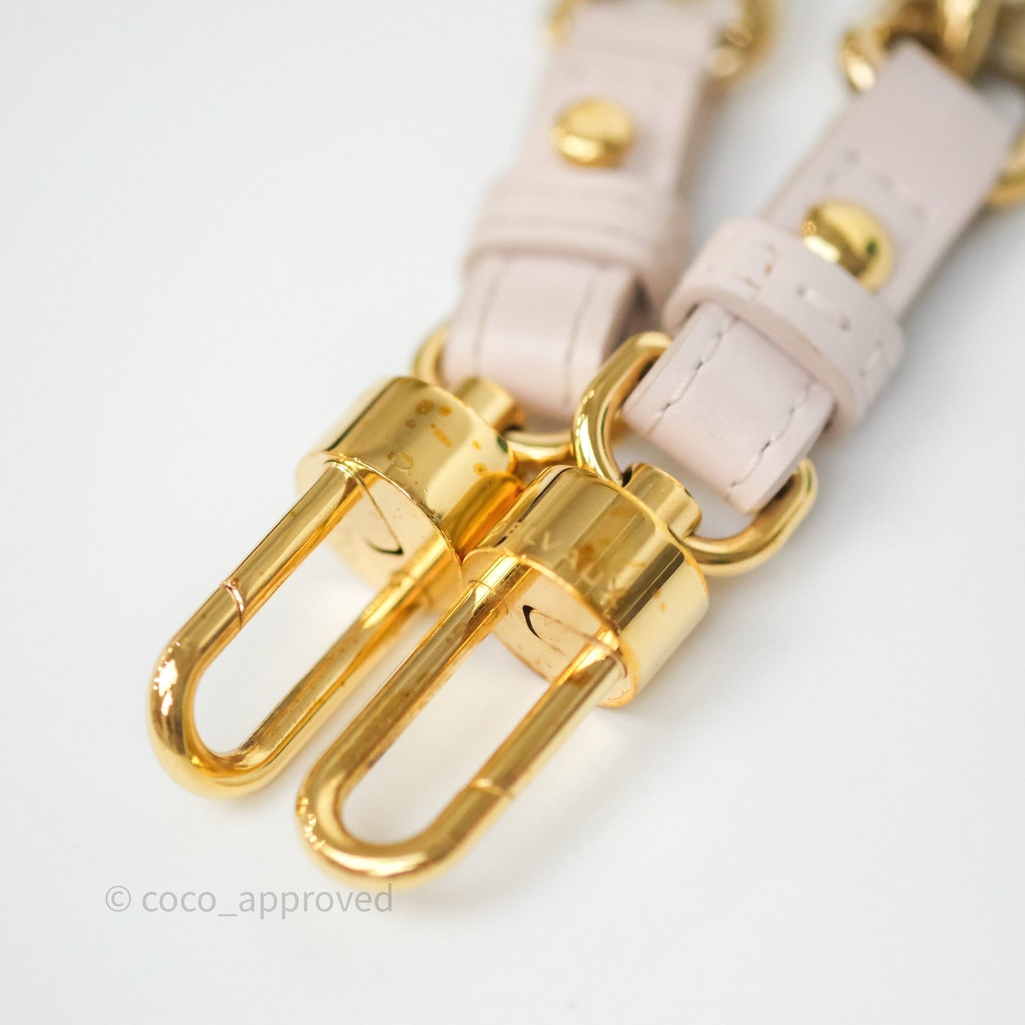 Delvaux Pin Mini Bucket Taurillon Soft Silk Pink