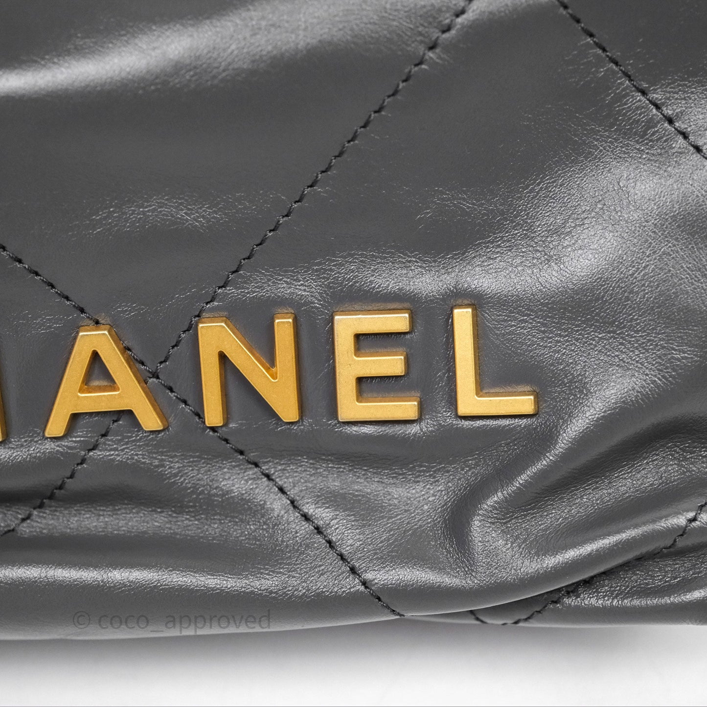 Chanel 22 Mini Bag Dark Grey Shiny Crumpled Calfskin Aged Gold Hardware