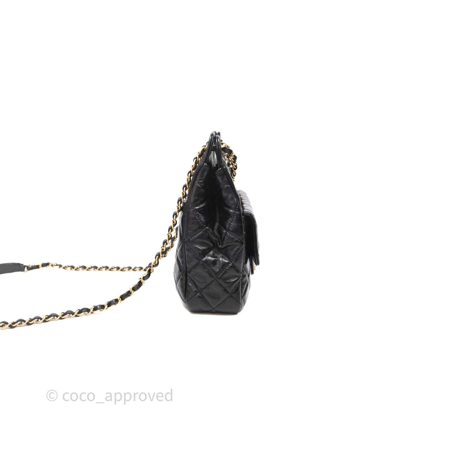 Chanel Medium Wavy CC Hobo Black Shiny Crumpled Calfskin Aged Gold Hardware