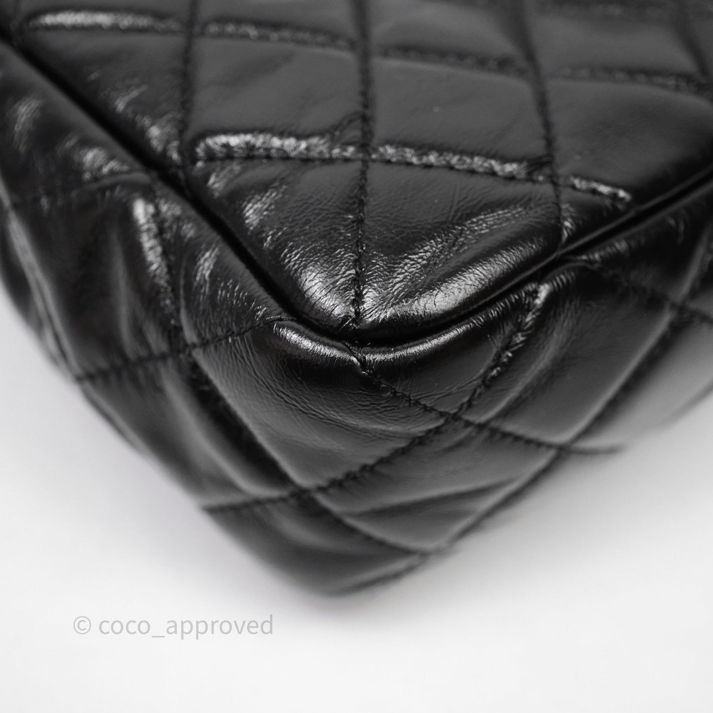 Chanel Medium Wavy CC Hobo Black Shiny Crumpled Calfskin Aged Gold Hardware