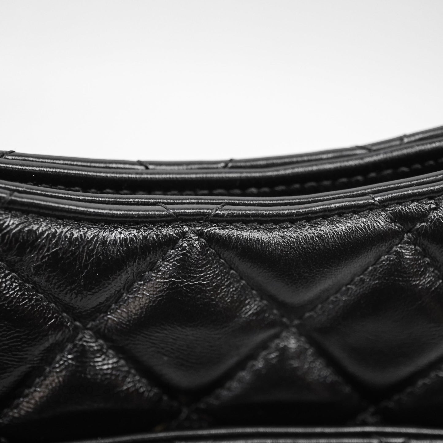 Chanel Medium Wavy CC Hobo Black Shiny Crumpled Calfskin Aged Gold Hardware