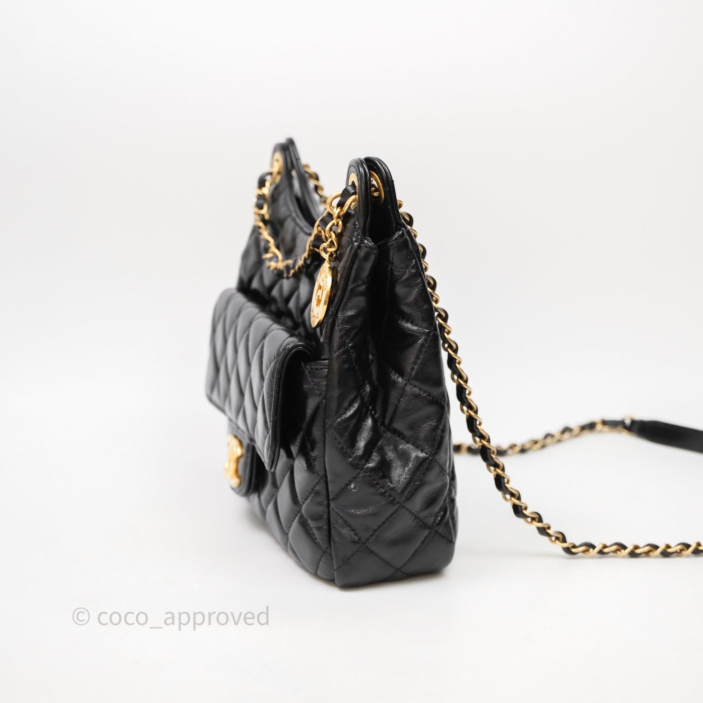 Chanel Medium Wavy CC Hobo Black Shiny Crumpled Calfskin Aged Gold Hardware
