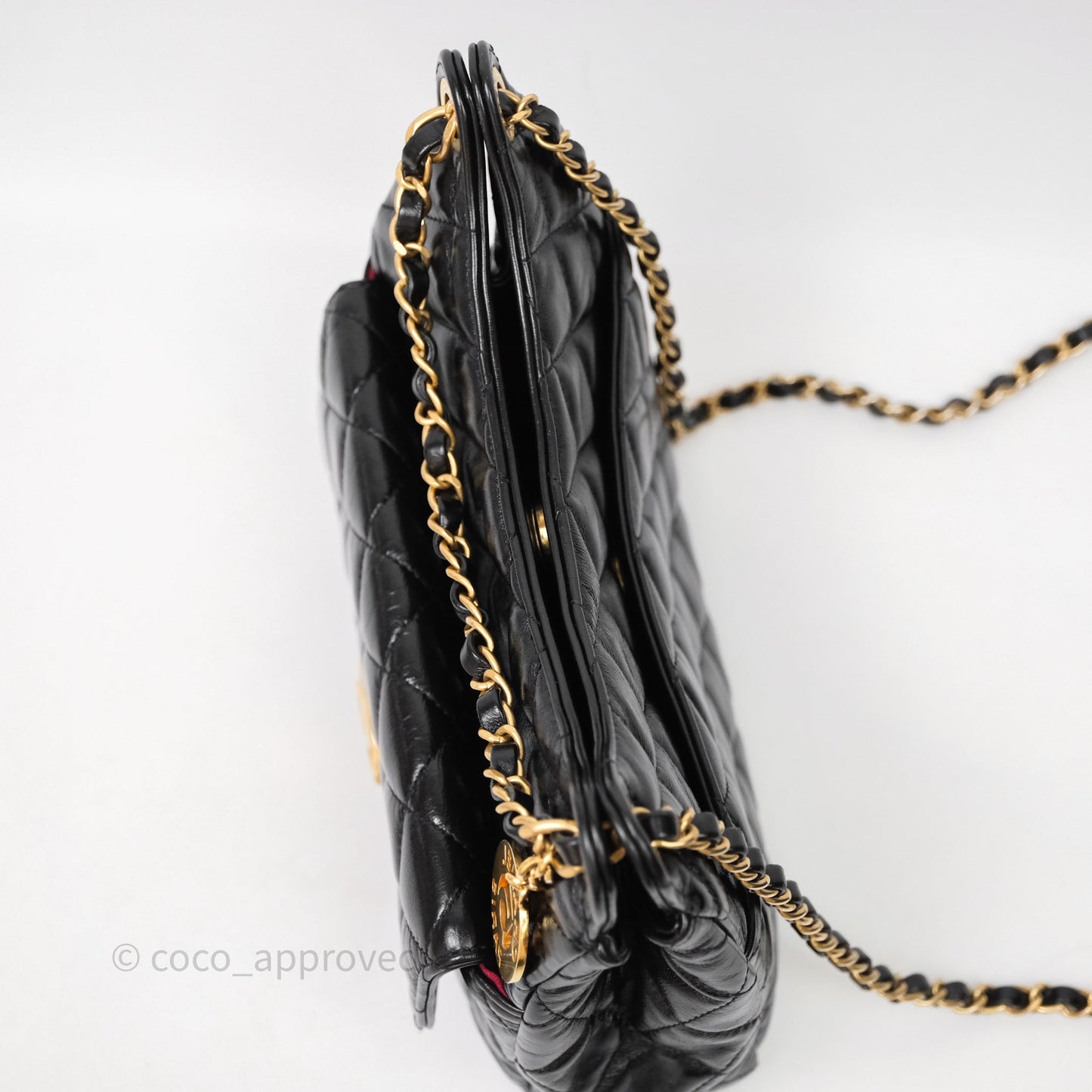 Chanel Medium Wavy CC Hobo Black Shiny Crumpled Calfskin Aged Gold Hardware