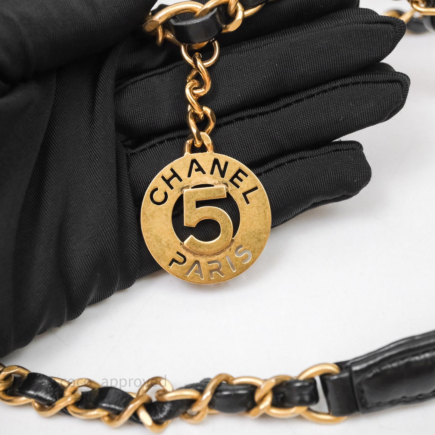 Chanel Medium Wavy CC Hobo Black Shiny Crumpled Calfskin Aged Gold Hardware