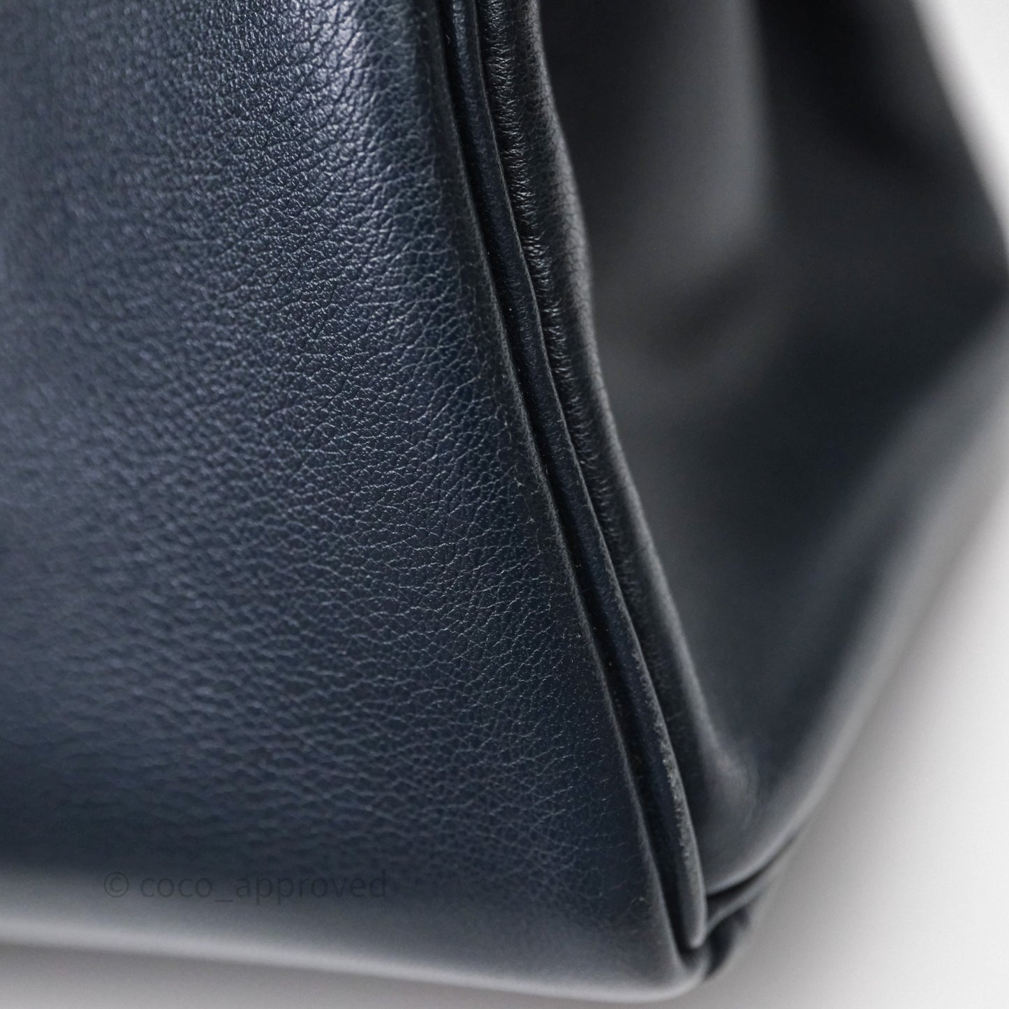 Hermes Kelly 28 Retourne Bleu Nuit 2Z Gold Hardware