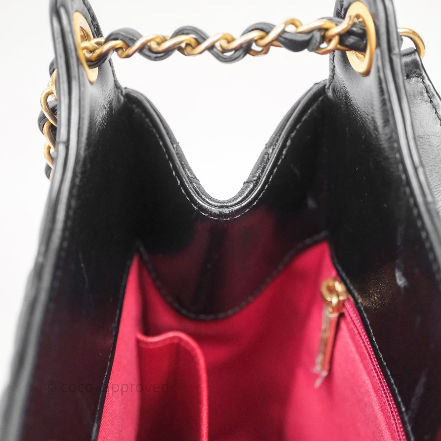 Chanel Medium Wavy CC Hobo Black Shiny Crumpled Calfskin Aged Gold Hardware