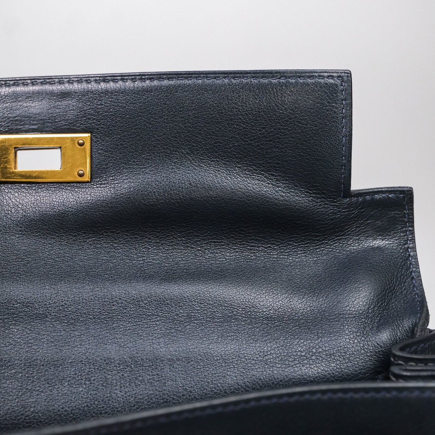 Hermes Kelly 28 Retourne Bleu Nuit 2Z Gold Hardware