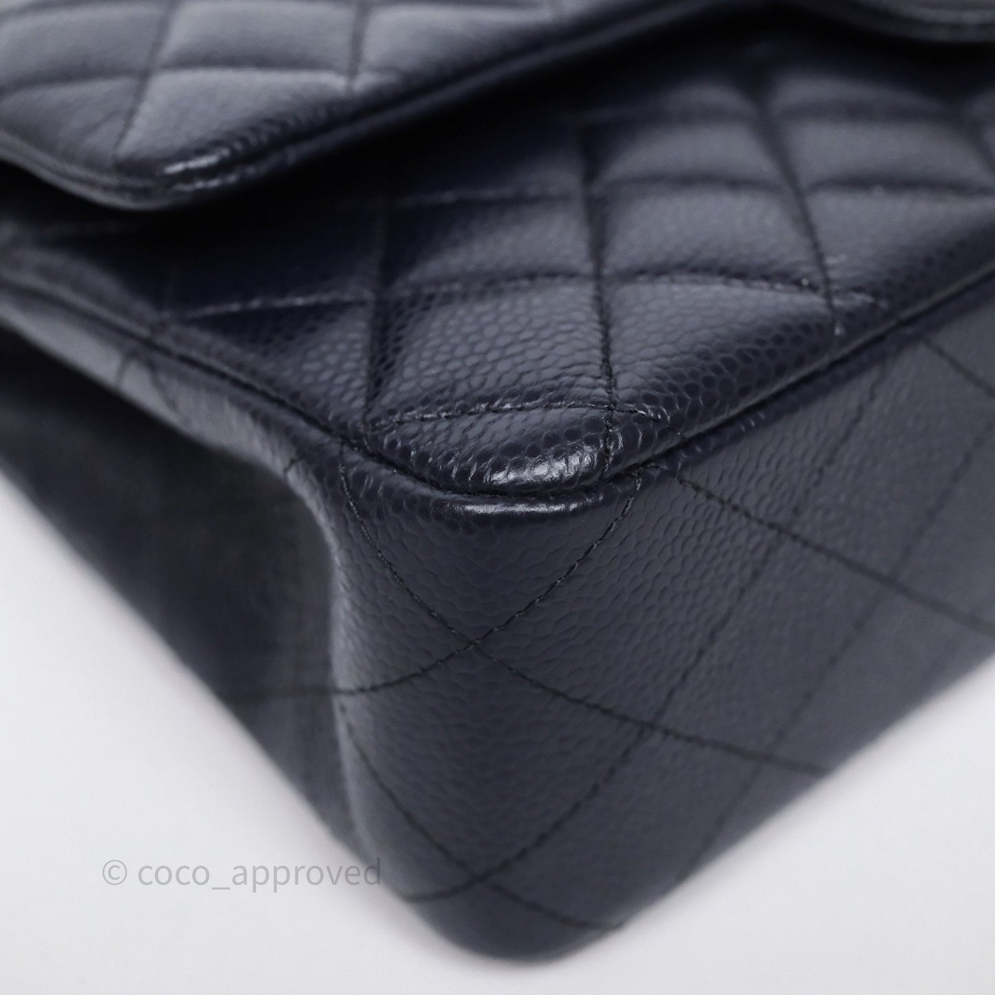 Chanel Classic M/L Medium Flap Quilted Navy Caviar Aged Gold Hardware