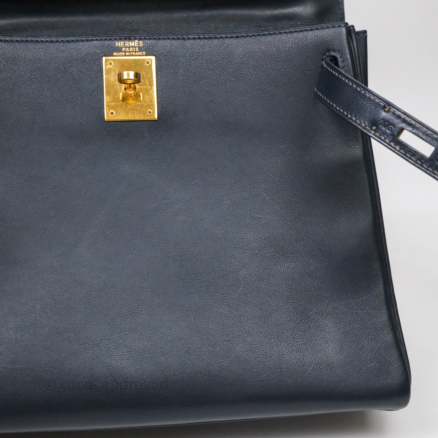 Hermes Kelly 28 Retourne Bleu Nuit 2Z Gold Hardware
